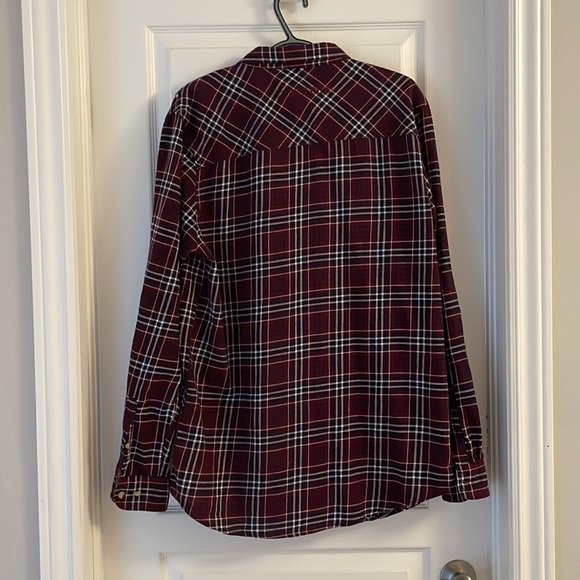 Mint condition men’s plaid shirt in burgundy - Picture 6 of 6